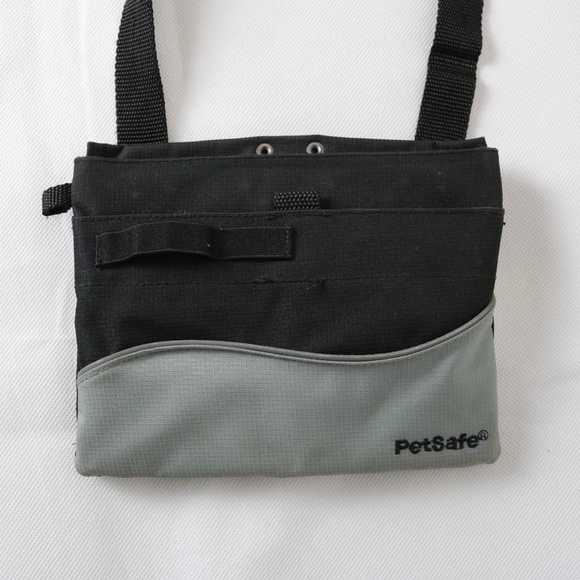 PetSafe Dog Training Mini Treat Sport Pouch with Adjustable Nylon Waist Belt - Picture 5 of 11